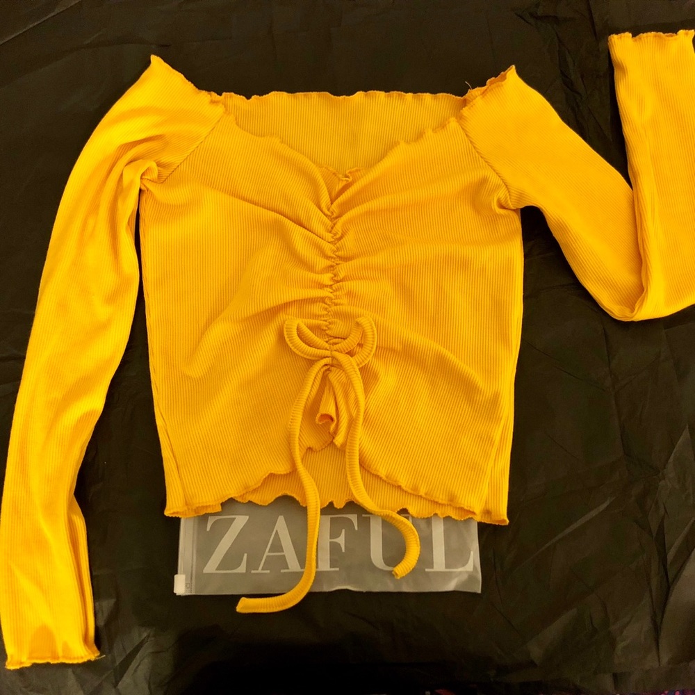 Zaful Yellow Long sleeve off the shoulder Crop Top